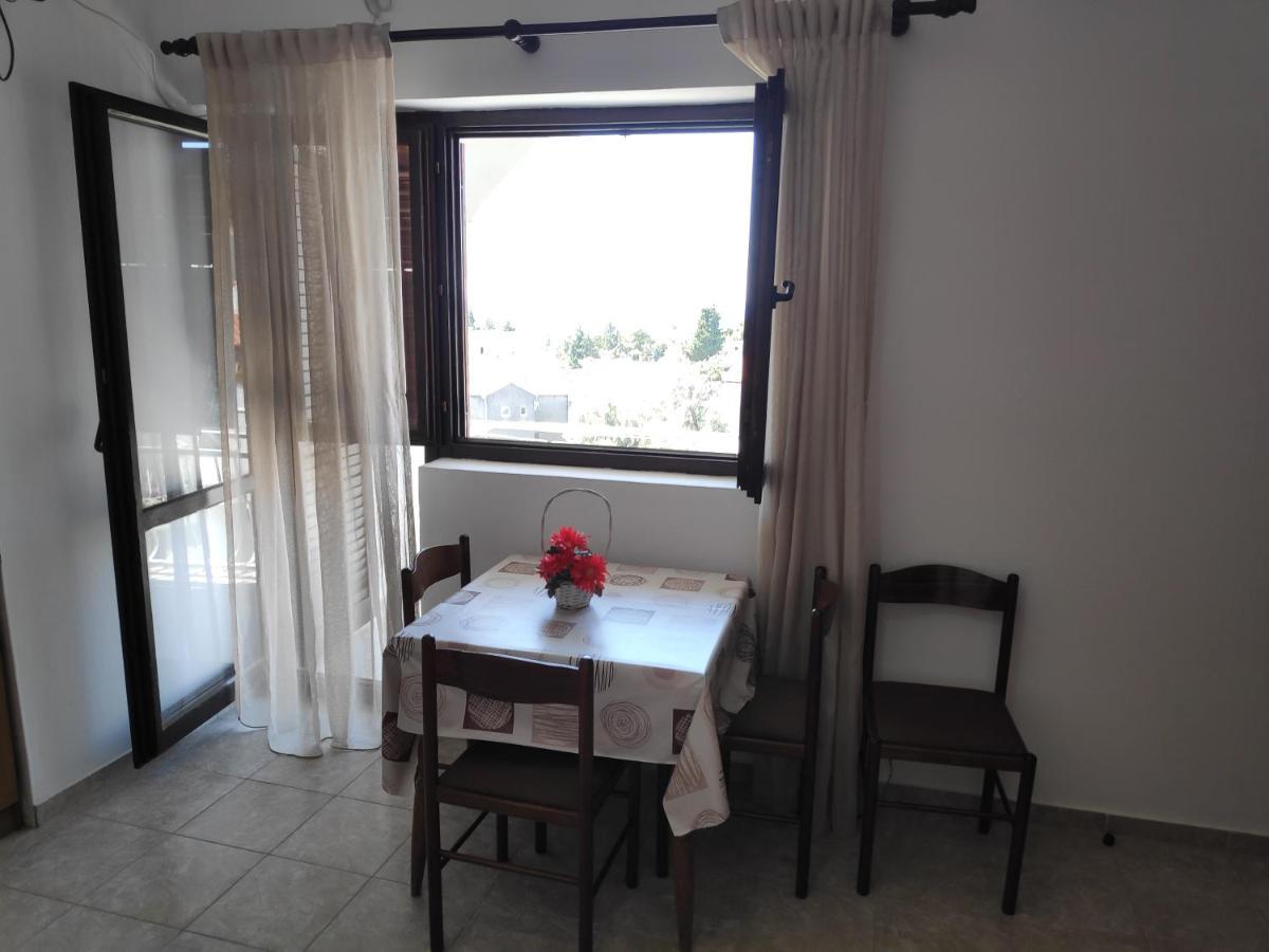 Apartmani Vitic Бар Екстер'єр фото