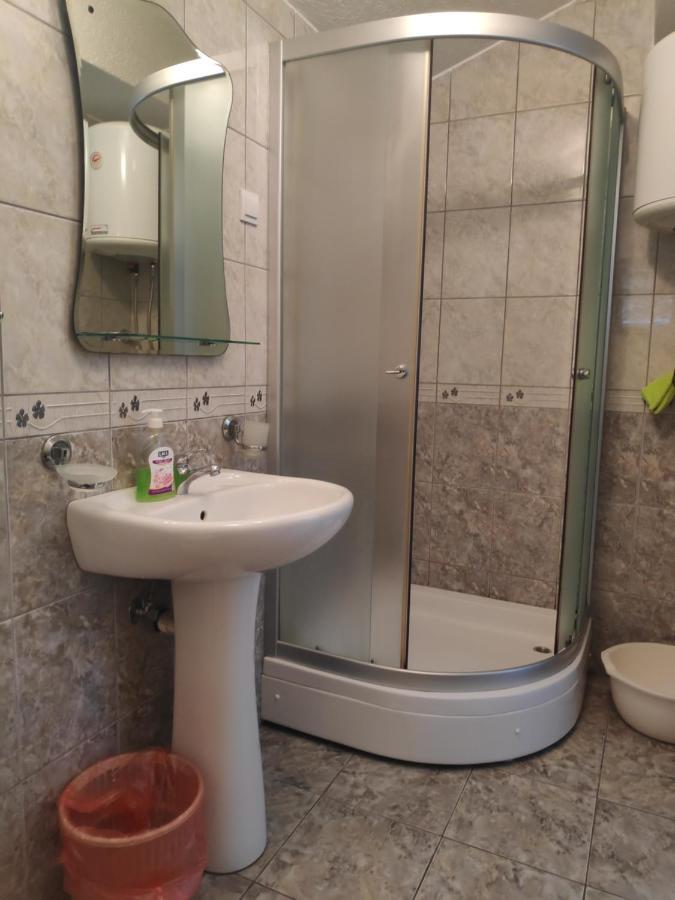 Apartmani Vitic Бар Екстер'єр фото