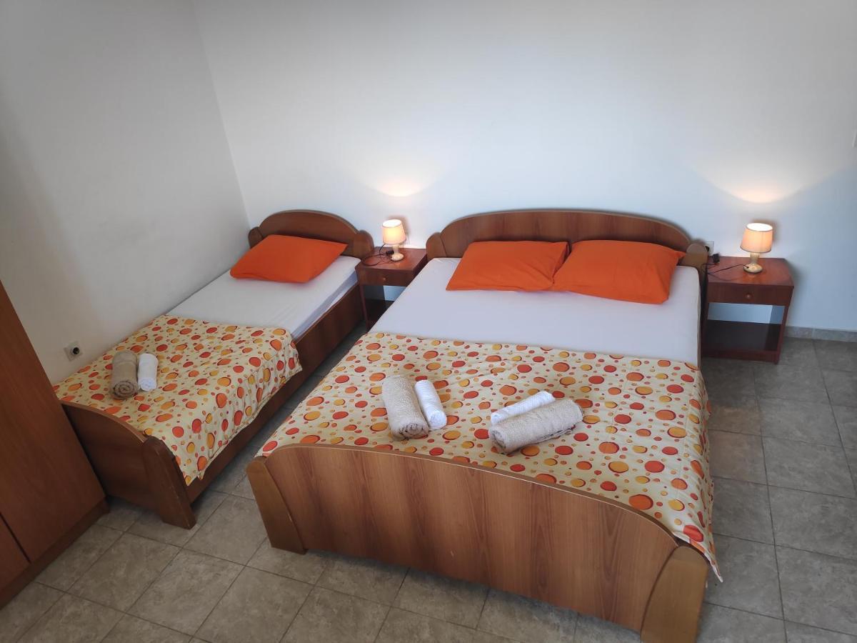 Apartmani Vitic Бар Екстер'єр фото
