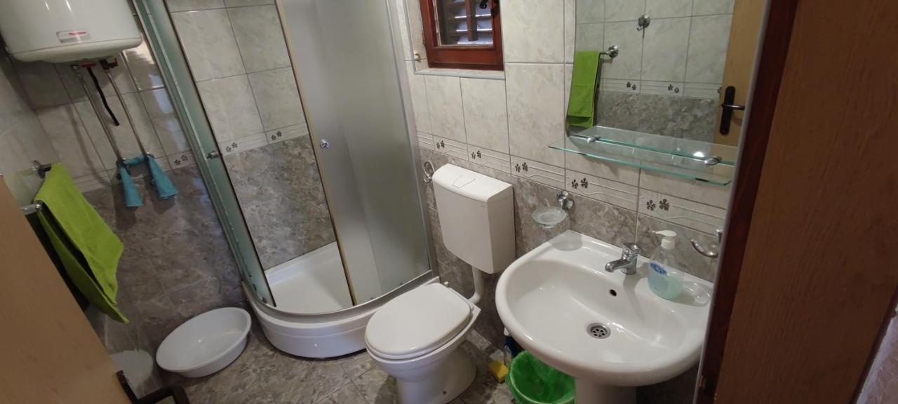 Apartmani Vitic Бар Екстер'єр фото