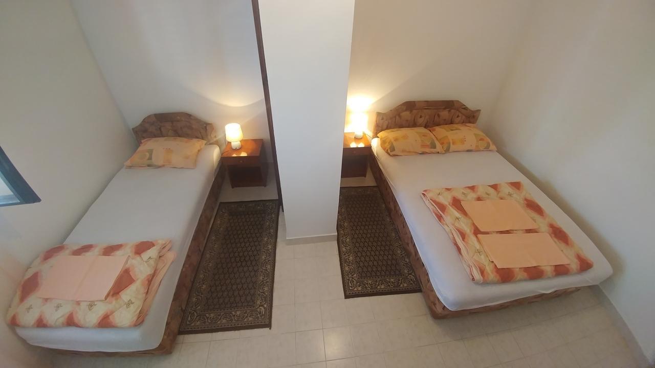 Apartmani Vitic Бар Екстер'єр фото